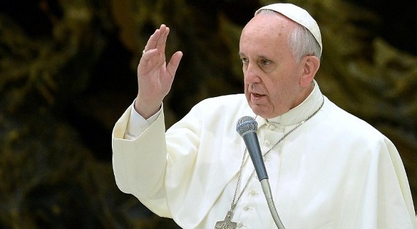 البابا فرنسيس: وحدها قوة الله بإمكانها أن تُخلِّصنا وتشفينا