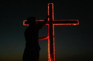 قداديس ومسيرات في عيد ارتفاع الصليب في جزين