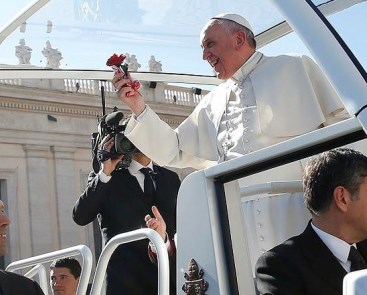 البابا فرنسيس: أسباب العثرات تجرح القلوب وتقتل الرجاء والأحلام