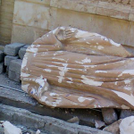 تدمير تمثال العذراء في كنيسة الطاهرة في الموصل من قبل عناصر داعش