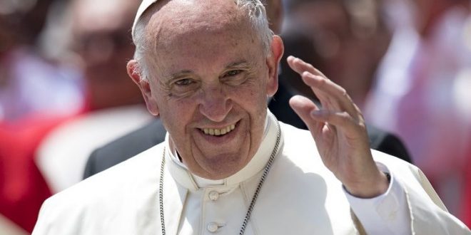 البابا فرنسيس يستقبل المشاركين في ندوة تنظمها في روما مؤسسة “نظامي كنجوي”