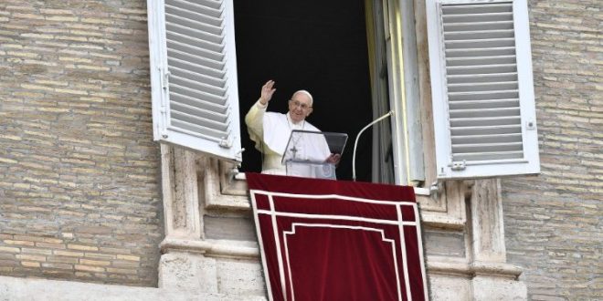 البابا فرنسيس: المحبة هي على الدوام الطريق الرئيسية للكمال