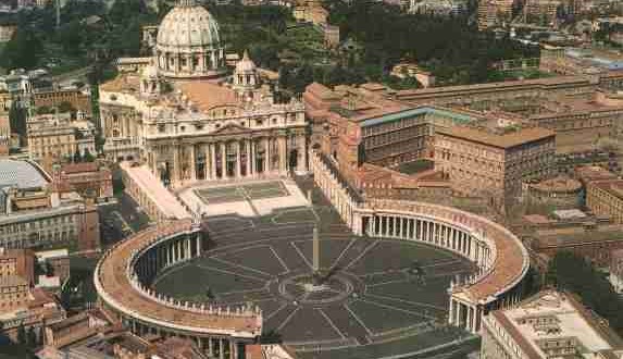 الفاتيكان يصدر كتابًا على الإنترنت لمناسبة الذكرى السنوية الأولى للبابا فرنسيس