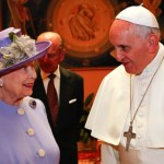 البابا فرنسيس وملكة بريطانيا اليزابيث الثانية في الفاتيكان