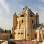 مارك ابو عبدالله حاضر عن المكانة المميزة لأورشليم القدس في قلوب المسيحيين والمسلمين واليهود